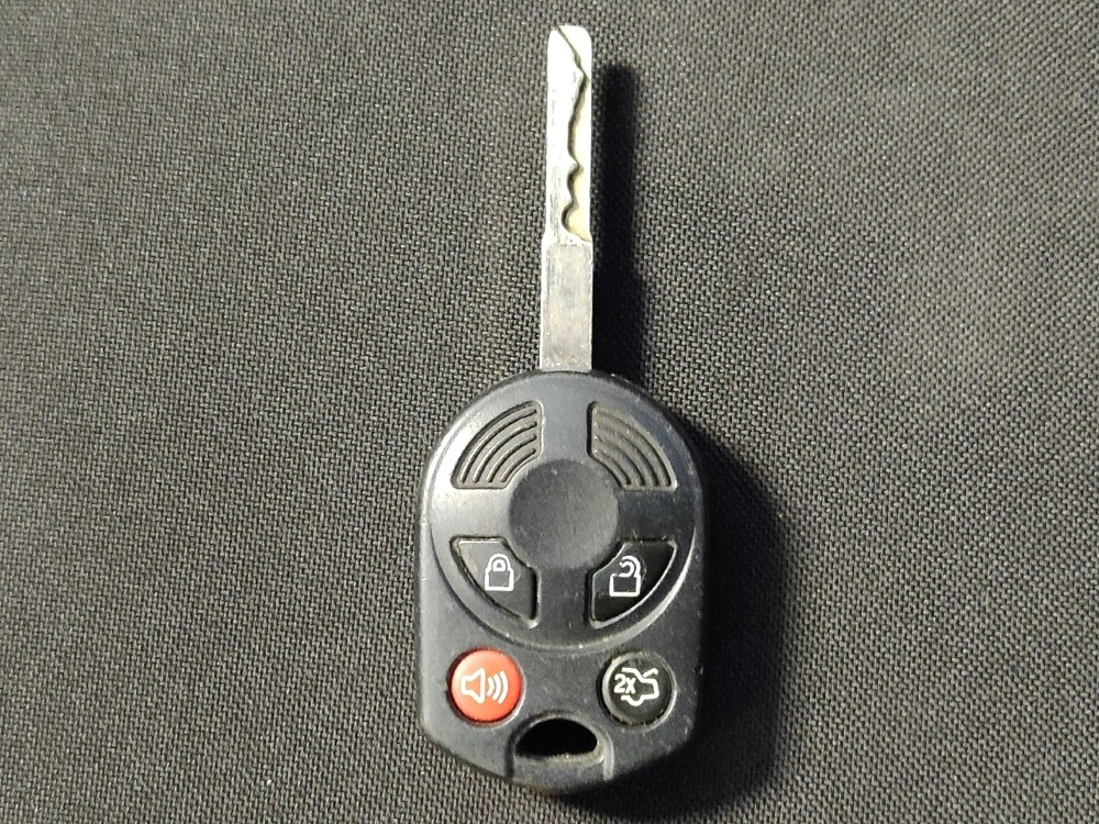 2018 Ford Focus in Metairie, LA 70006 - 18100149 32