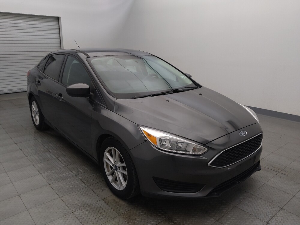 2018 Ford Focus in Metairie, LA 70006 - 18100149 13