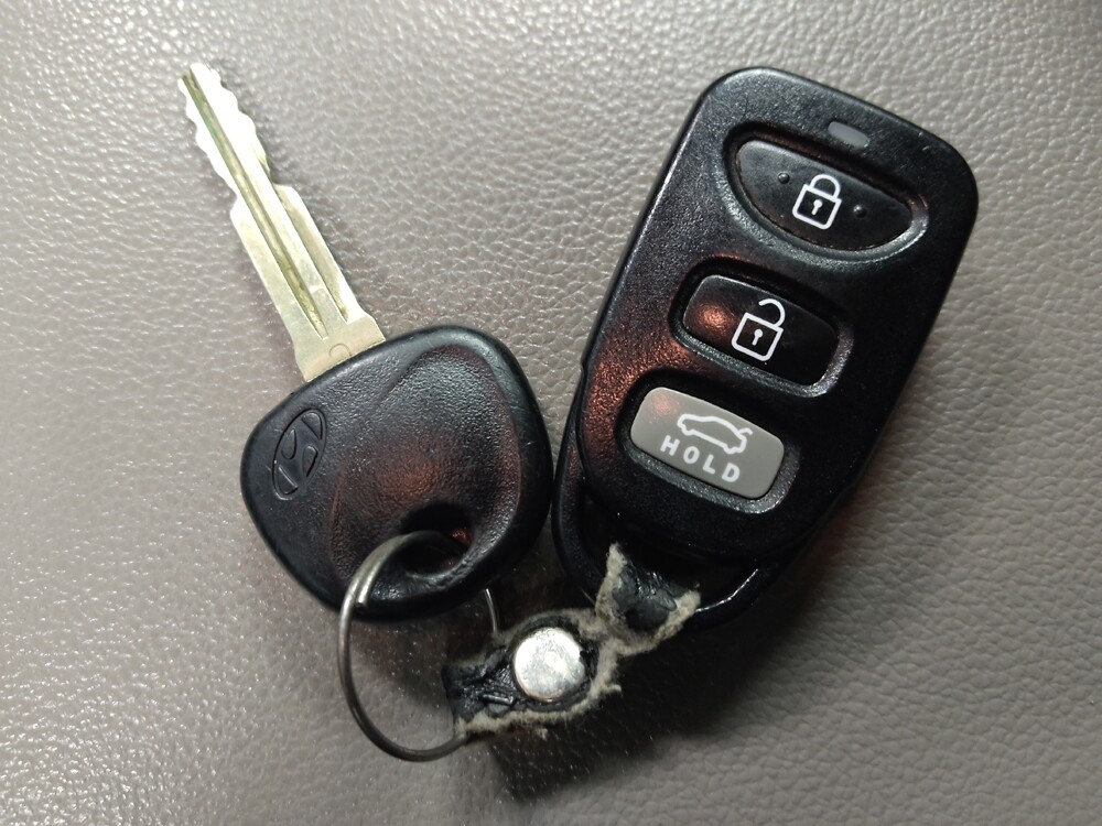 2020 Hyundai Elantra in Houston, TX 77060 - 18100151 32