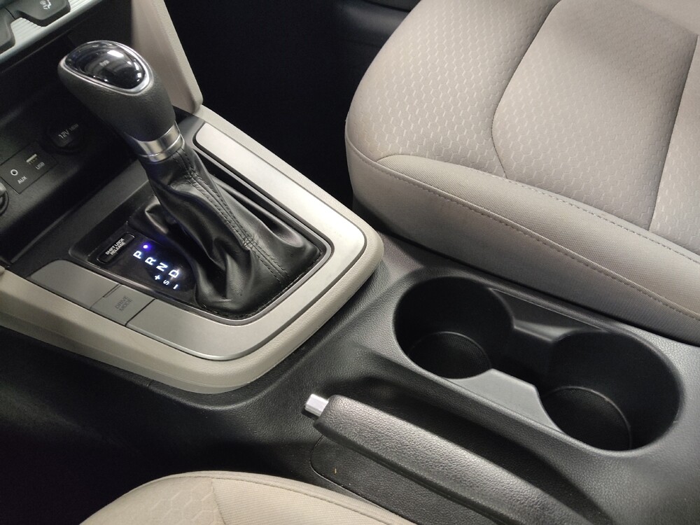 2020 Hyundai Elantra in Houston, TX 77060 - 18100151 26