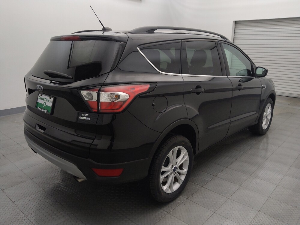 2018 Ford Escape in Houston, TX 77074 - 18100153 9