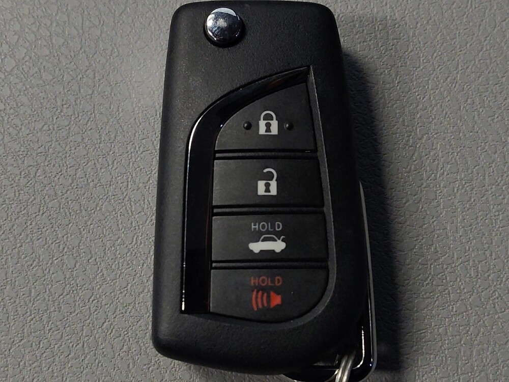 2022 Toyota Camry in Houston, TX 77060 - 18100154 32