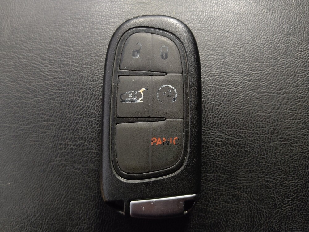 2022 Jeep Cherokee in San Antonio, TX 78238 - 18100156 32