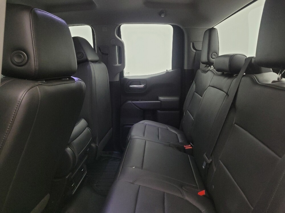 2019 Chevrolet Silverado 1500 in Cincinnati, OH 45255 - 18100161 18