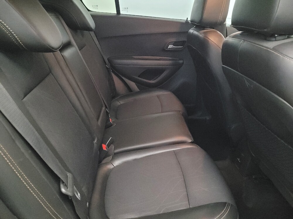 2019 Chevrolet Trax in Williamstown, NJ 8094 - 18100166 19