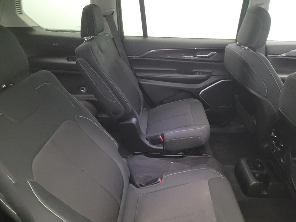 2021 Jeep Grand Cherokee L in Pittsburgh, PA 15236 - 18100168 19