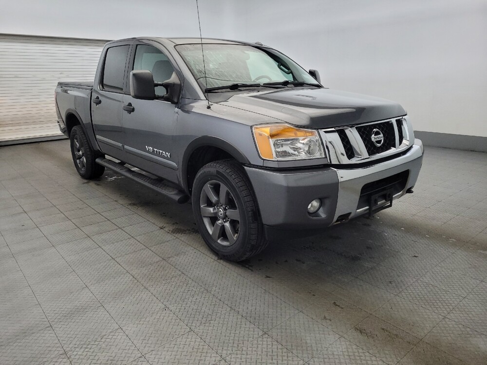 2015 Nissan Titan in Newport News, VA 23601 - 18100169 13