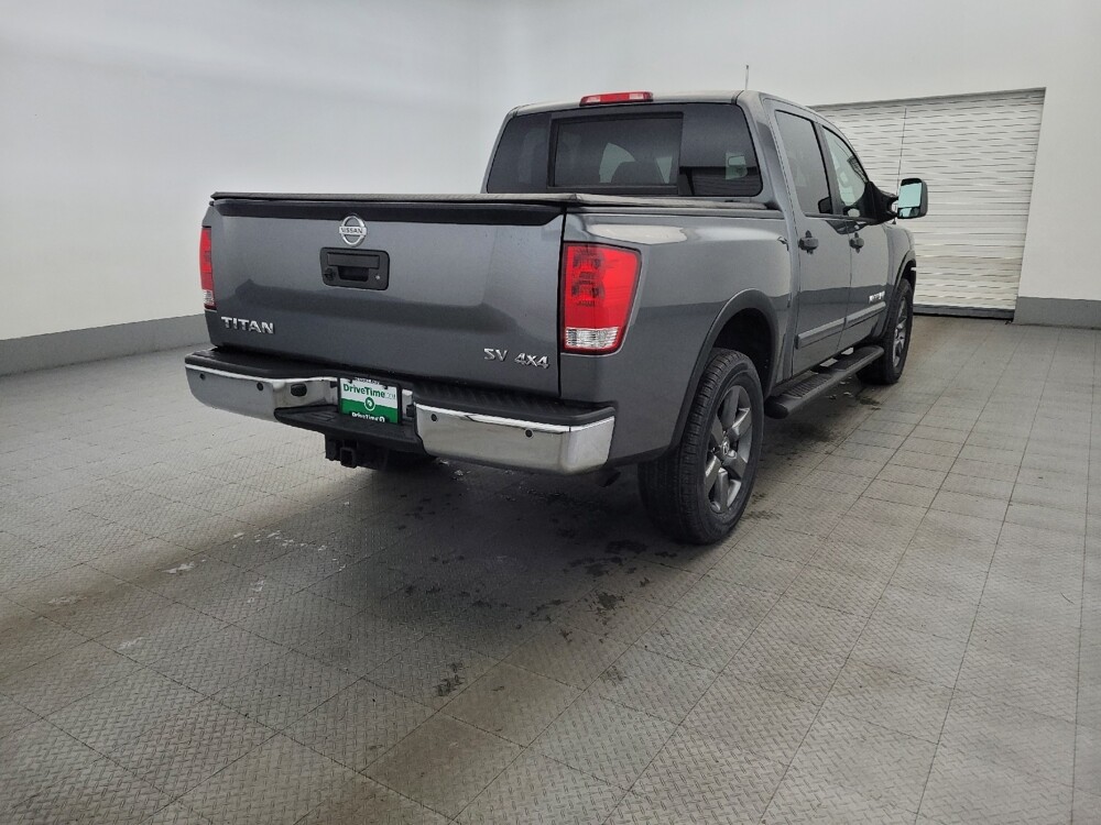 2015 Nissan Titan in Newport News, VA 23601 - 18100169 9