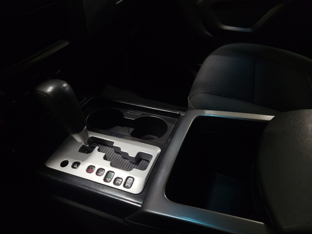 2015 Nissan Titan in Newport News, VA 23601 - 18100169 26