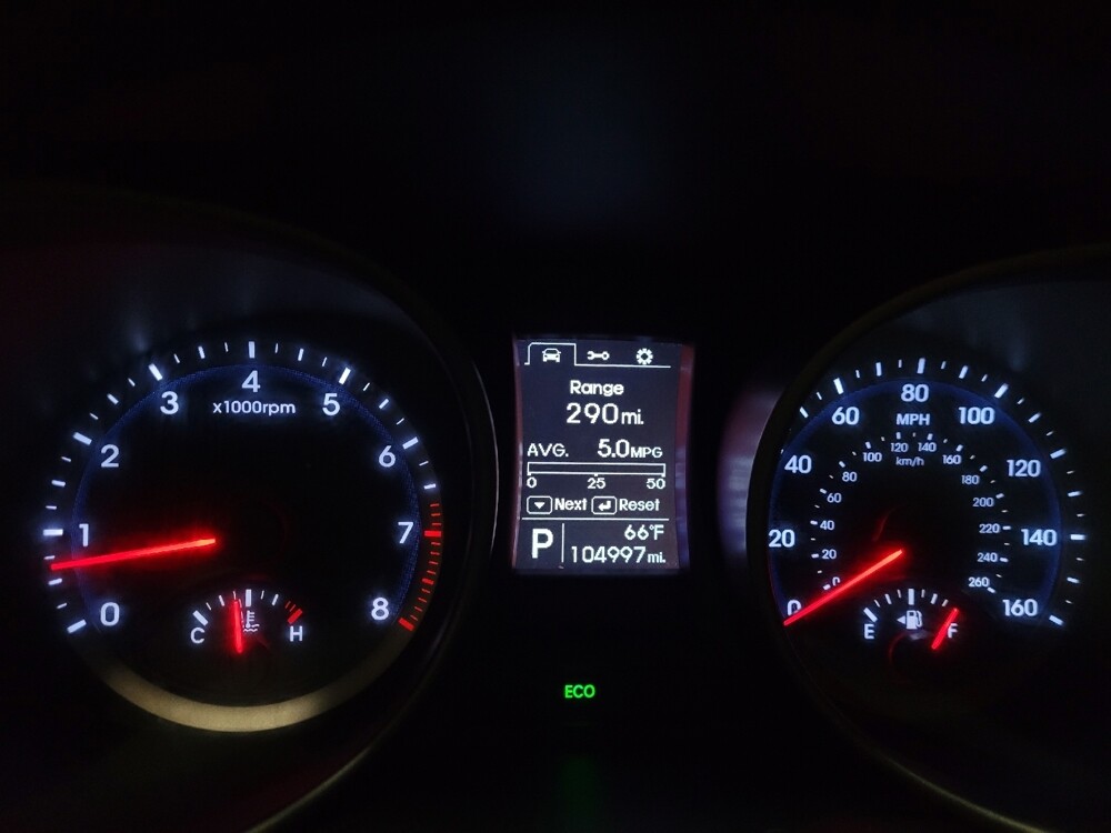 2013 Hyundai Santa Fe in Newport News, VA 23601 - 18100173 23