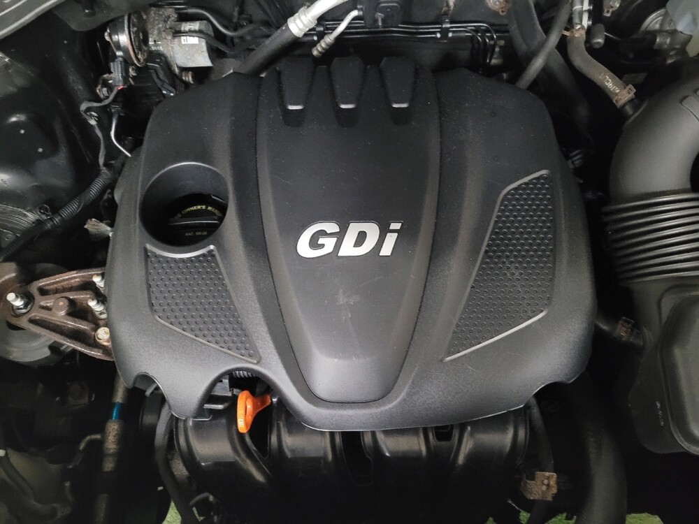 2013 Hyundai Santa Fe in Newport News, VA 23601 - 18100173 30