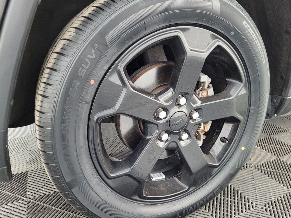 2019 Jeep Grand Cherokee in Allentown, PA 18103 - 18100175 31