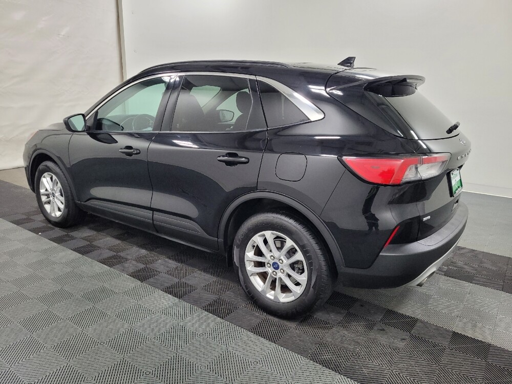 2020 Ford Escape in Langhorne, PA 19047 - 18100181 3