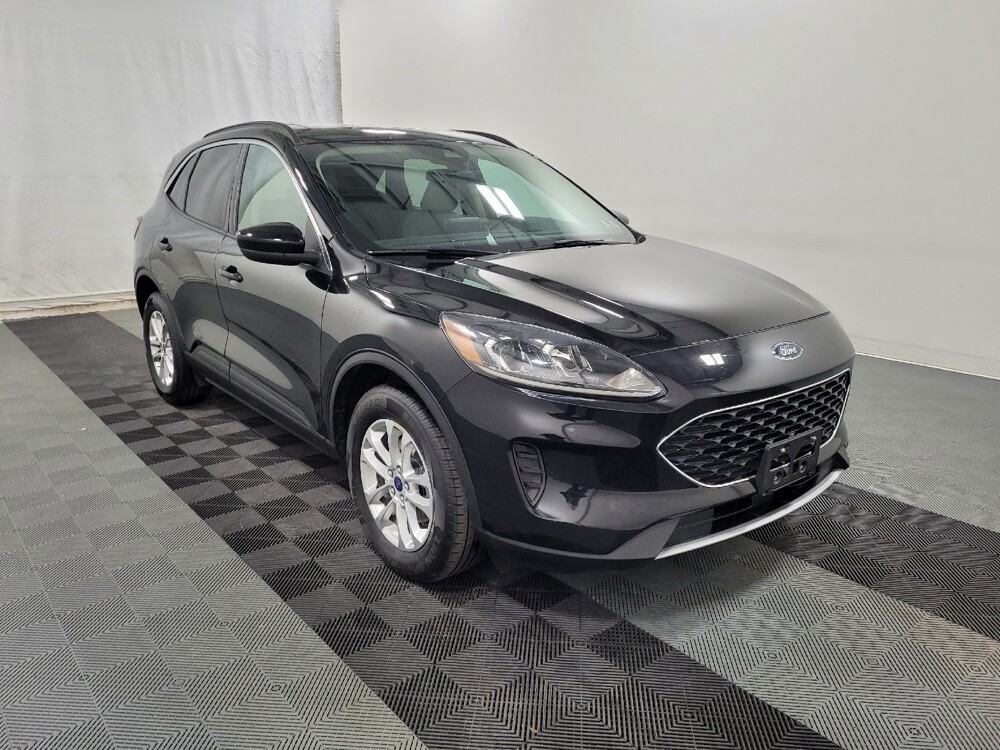 2020 Ford Escape in Langhorne, PA 19047 - 18100181 13