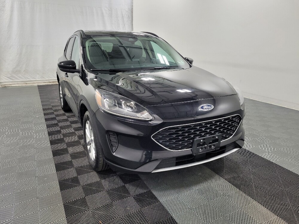 2020 Ford Escape in Langhorne, PA 19047 - 18100181 14