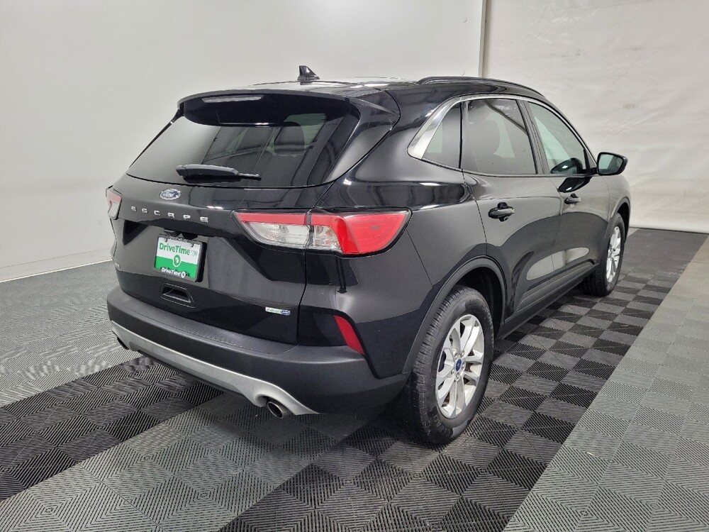 2020 Ford Escape in Langhorne, PA 19047 - 18100181 9