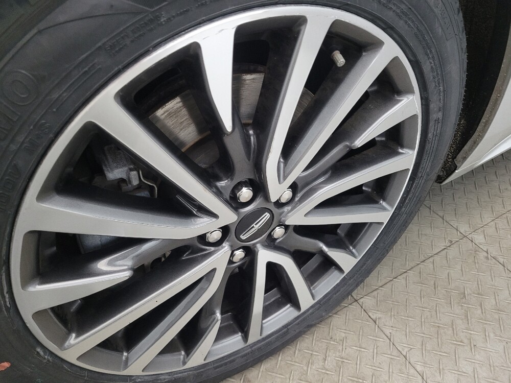 2019 Lincoln Continental in Richmond, VA 23235 - 18100182 31