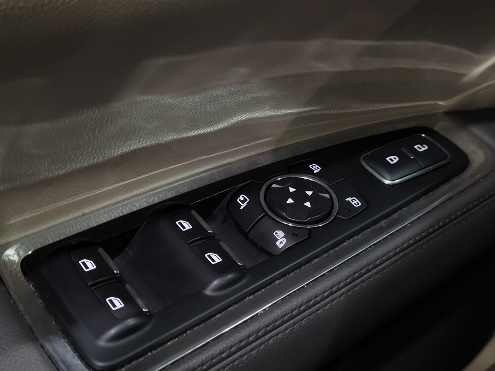 2019 Lincoln Continental in Richmond, VA 23235 - 18100182 27