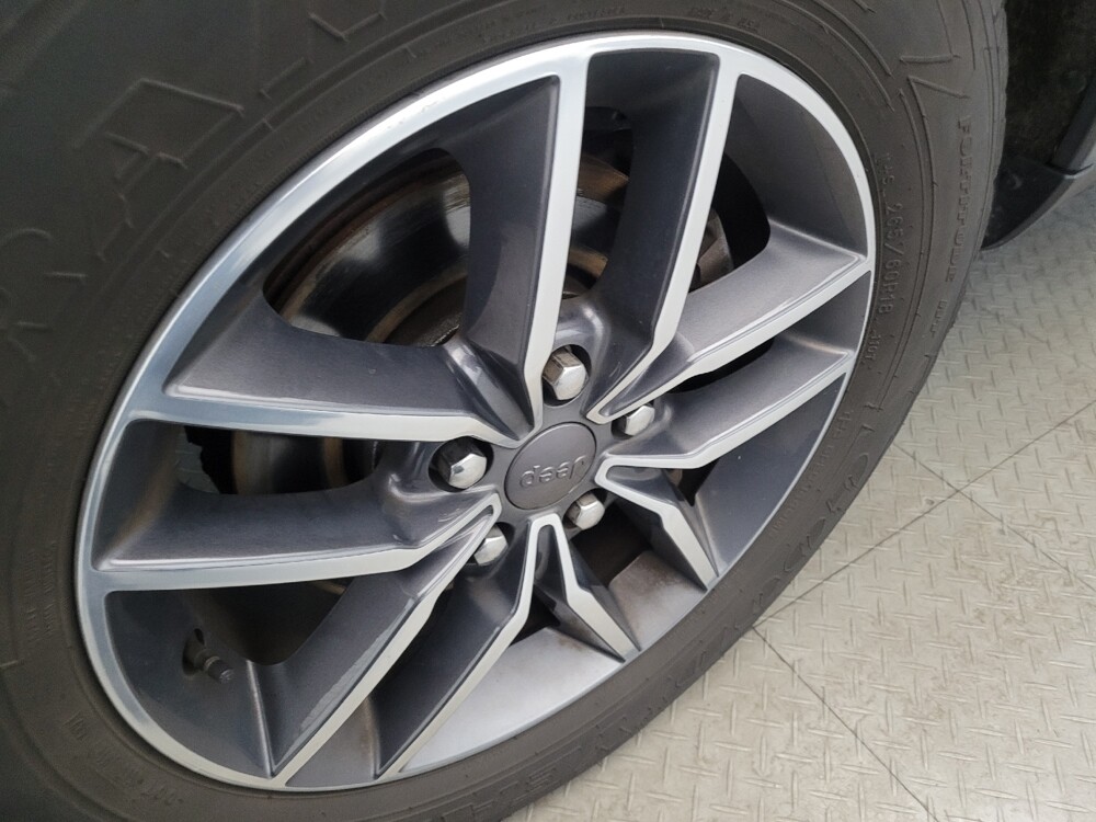 2019 Jeep Grand Cherokee in New Castle, DE 19720 - 18100183 31