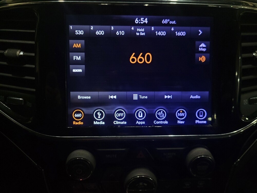 2019 Jeep Grand Cherokee in New Castle, DE 19720 - 18100183 25