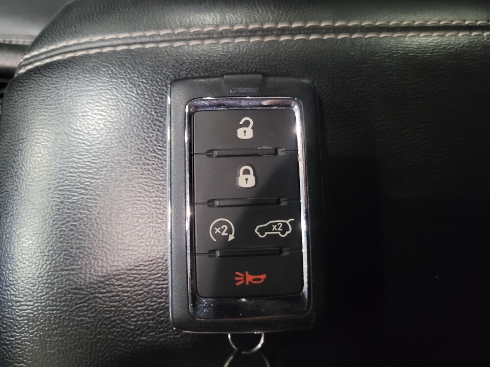 2021 Jeep Grand Cherokee L in Pittsburgh, PA 15236 - 18100184 32