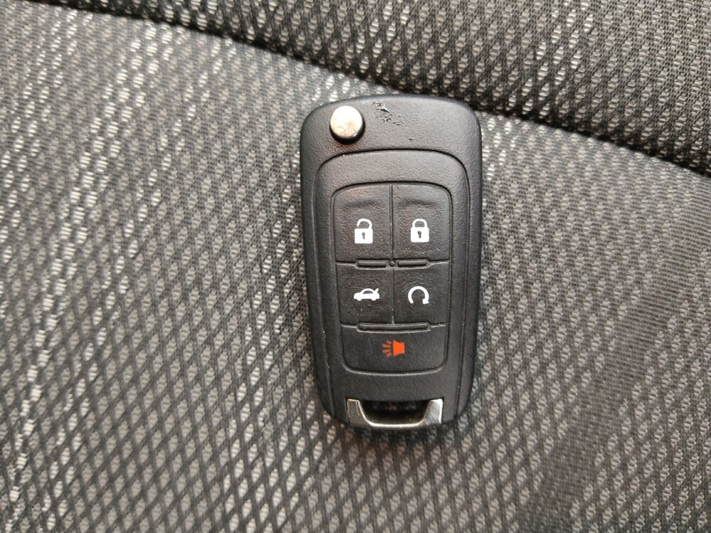 2016 Chevrolet Sonic in Gladstone, MO 64118 - 18100194 32