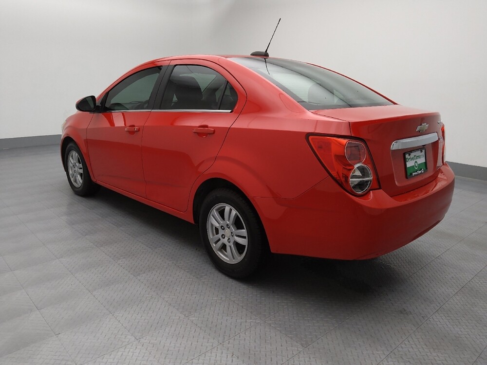 2016 Chevrolet Sonic in Gladstone, MO 64118 - 18100194 3