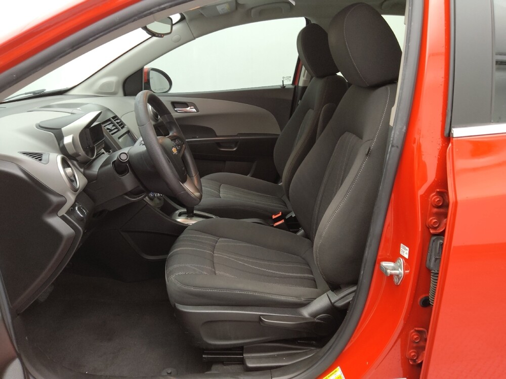 2016 Chevrolet Sonic in Gladstone, MO 64118 - 18100194 17