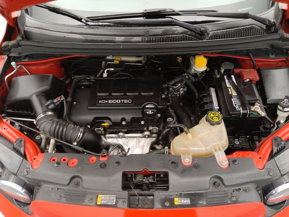 2016 Chevrolet Sonic in Gladstone, MO 64118 - 18100194 30