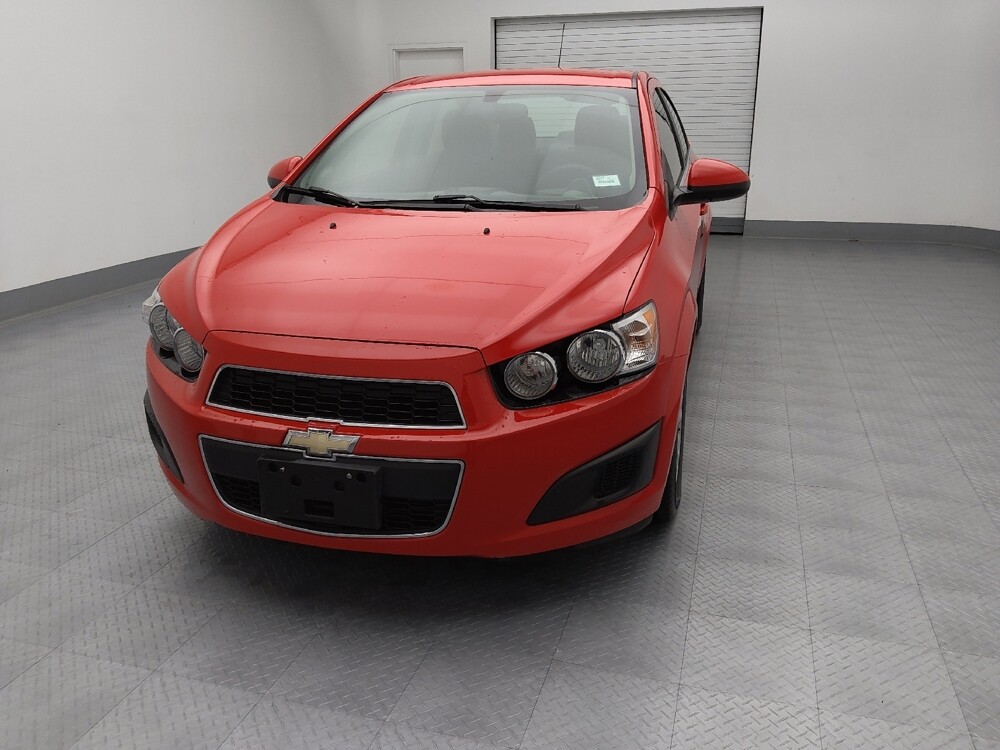 2016 Chevrolet Sonic in Gladstone, MO 64118 - 18100194 15