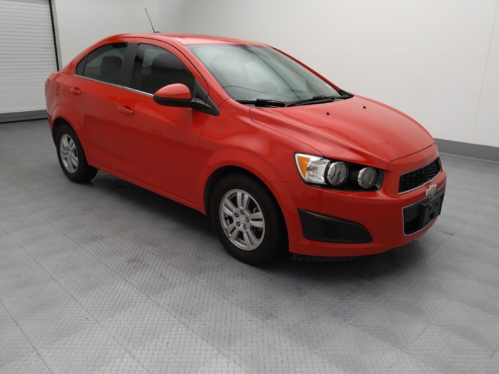2016 Chevrolet Sonic in Gladstone, MO 64118 - 18100194 11
