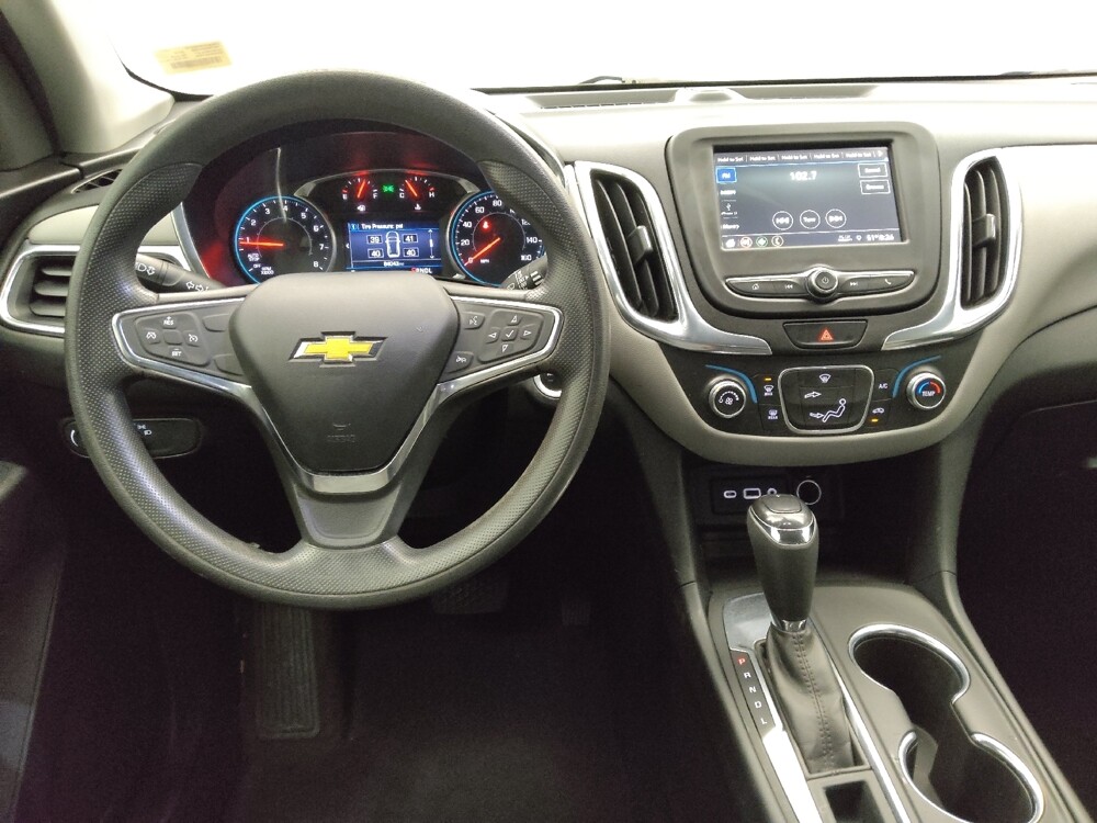 2019 Chevrolet Equinox in Des Moines, IA 50310 - 18100195 22