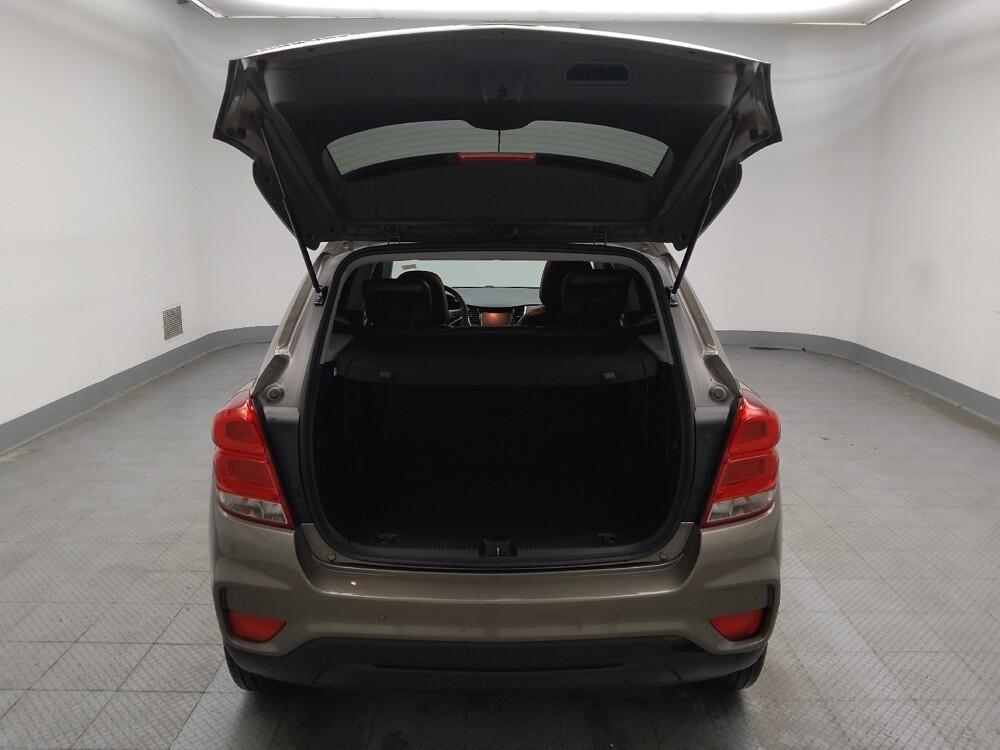 2022 Chevrolet Trax in Des Moines, IA 50310 - 18100197 29