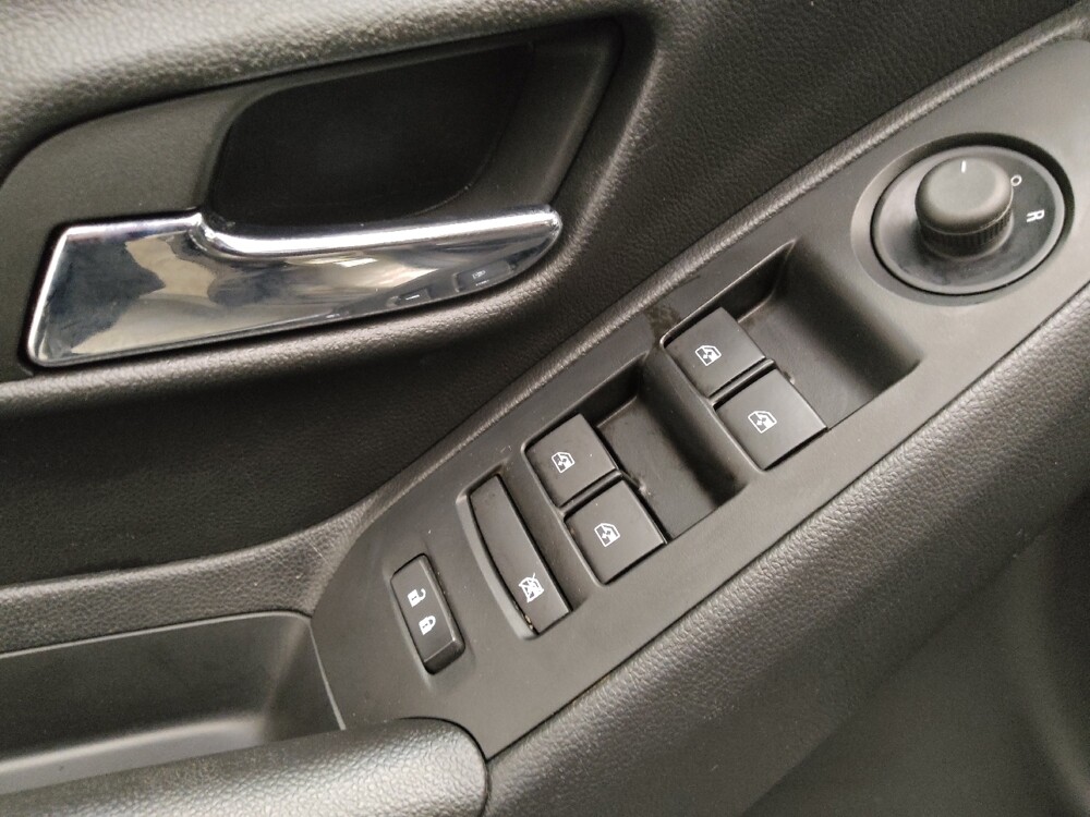 2022 Chevrolet Trax in Des Moines, IA 50310 - 18100197 27