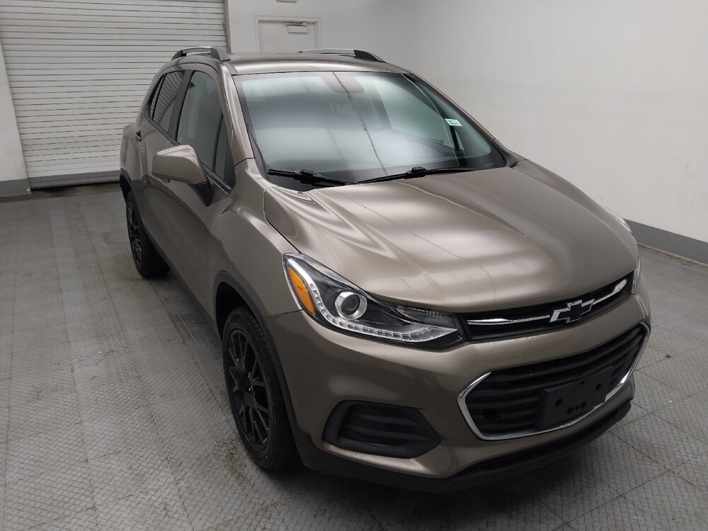2022 Chevrolet Trax in Des Moines, IA 50310 - 18100197 13