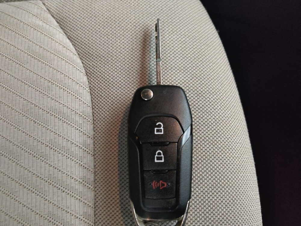 2019 Ford Explorer in Des Moines, IA 50310 - 18100198 32