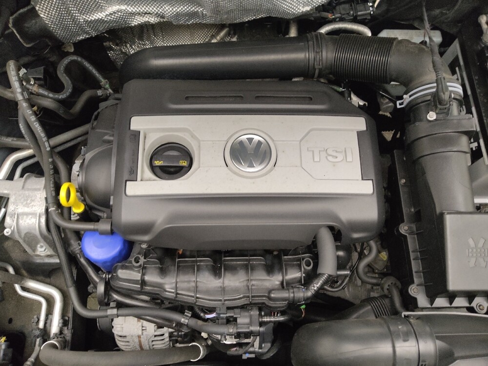 2018 Volkswagen Tiguan in Taylor, MI 48180 - 18100199 30