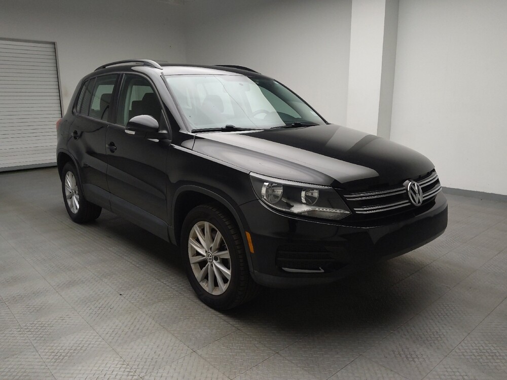 2018 Volkswagen Tiguan in Taylor, MI 48180 - 18100199 13