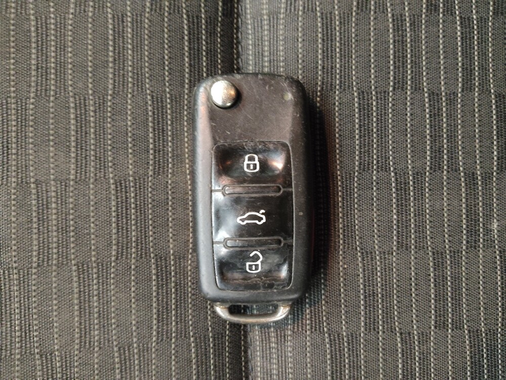 2018 Volkswagen Tiguan in Taylor, MI 48180 - 18100199 32