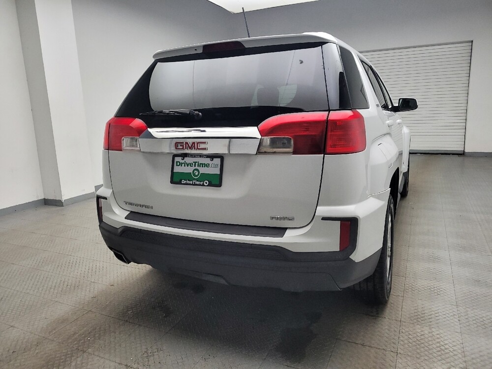 2017 GMC Terrain in Springfield, MO 65807 - 18100200 7