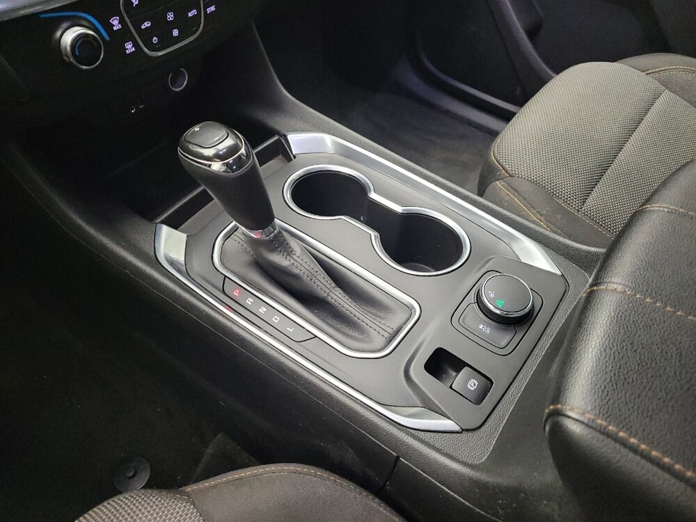 2020 Chevrolet Traverse in Springfield, MO 65807 - 18100202 26