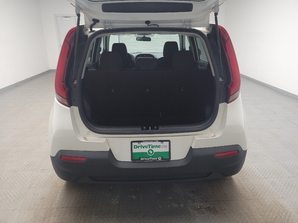 2020 Kia Soul in Springfield, MO 65807 - 18100204 29
