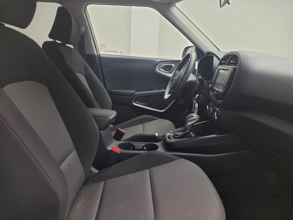 2020 Kia Soul in Springfield, MO 65807 - 18100204 21