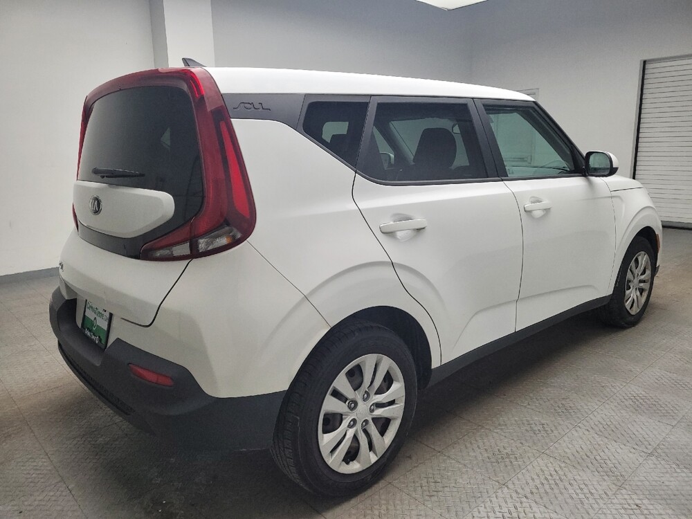 2020 Kia Soul in Springfield, MO 65807 - 18100204 10