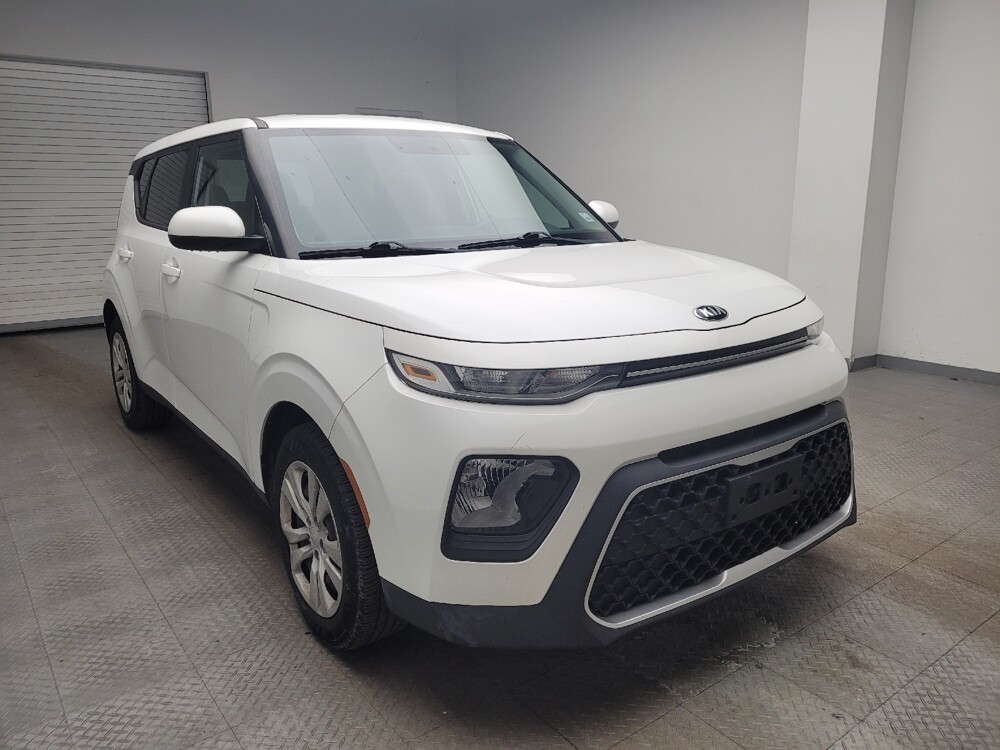 2020 Kia Soul in Springfield, MO 65807 - 18100204 13