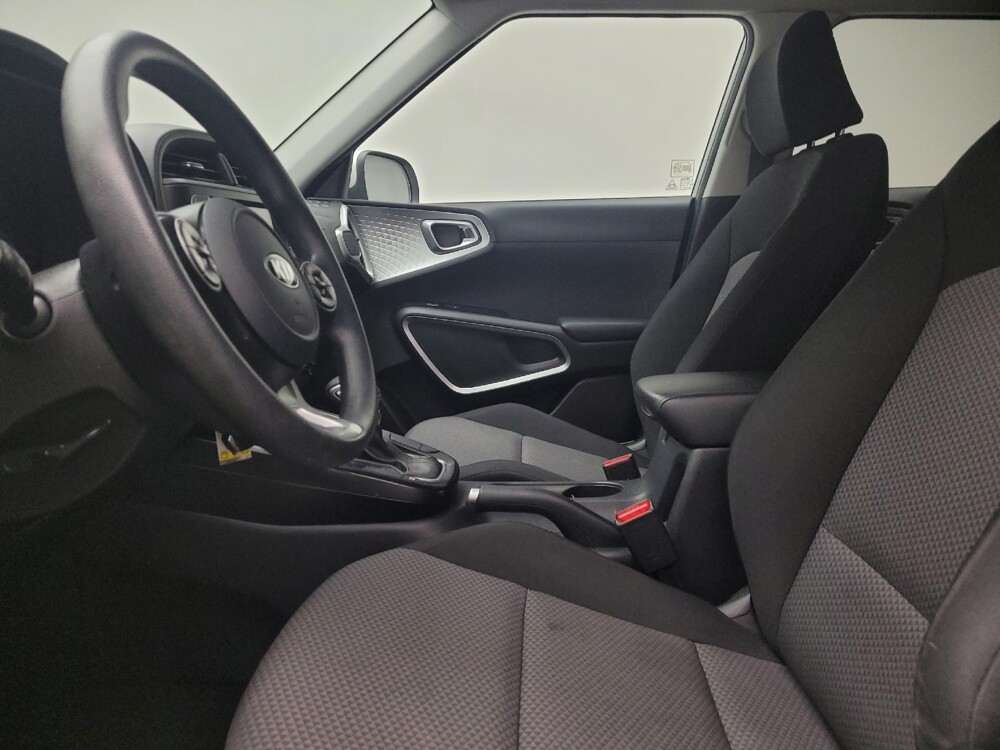 2020 Kia Soul in Springfield, MO 65807 - 18100204 17
