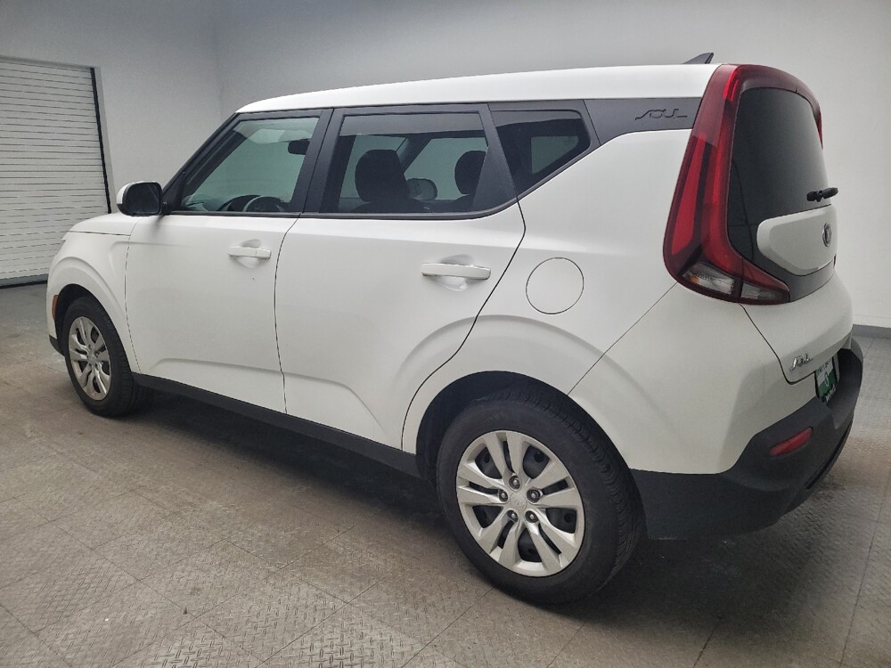 2020 Kia Soul in Springfield, MO 65807 - 18100204 3