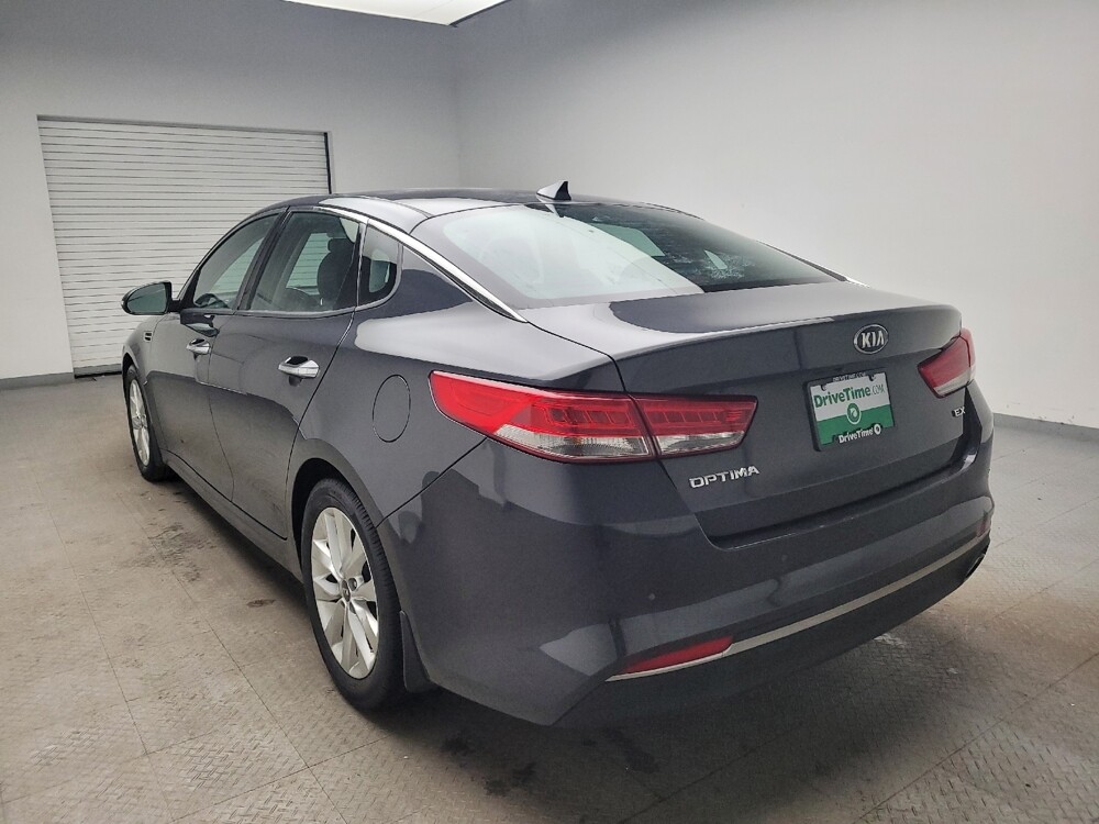 2018 Kia Optima in Taylor, MI 48180 - 18100205 5