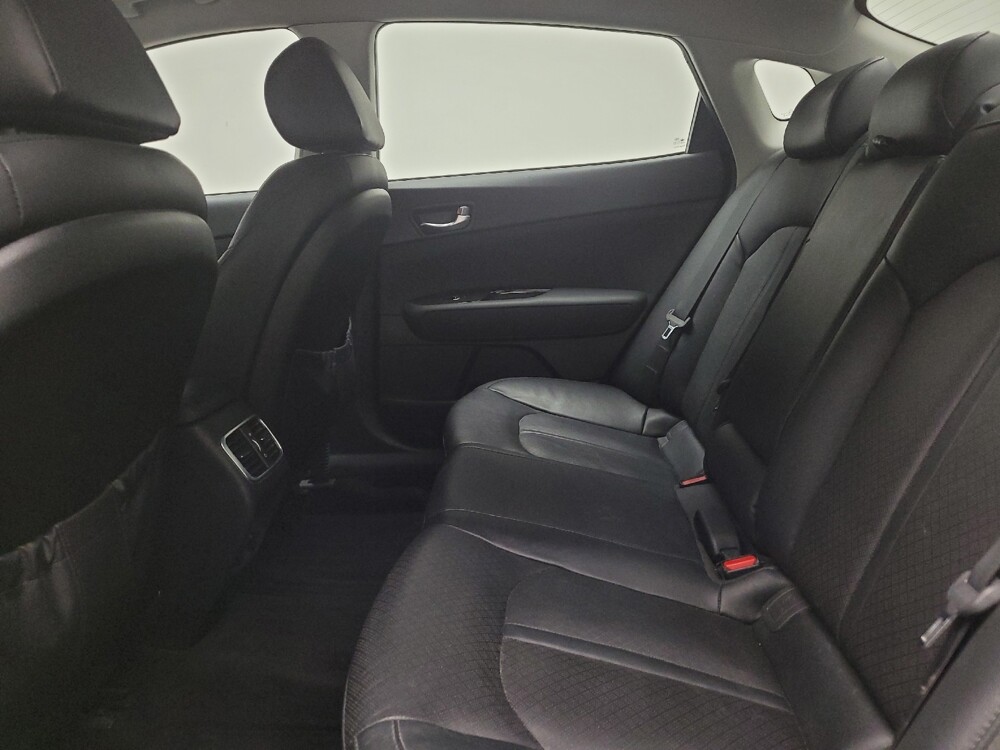 2018 Kia Optima in Taylor, MI 48180 - 18100205 18