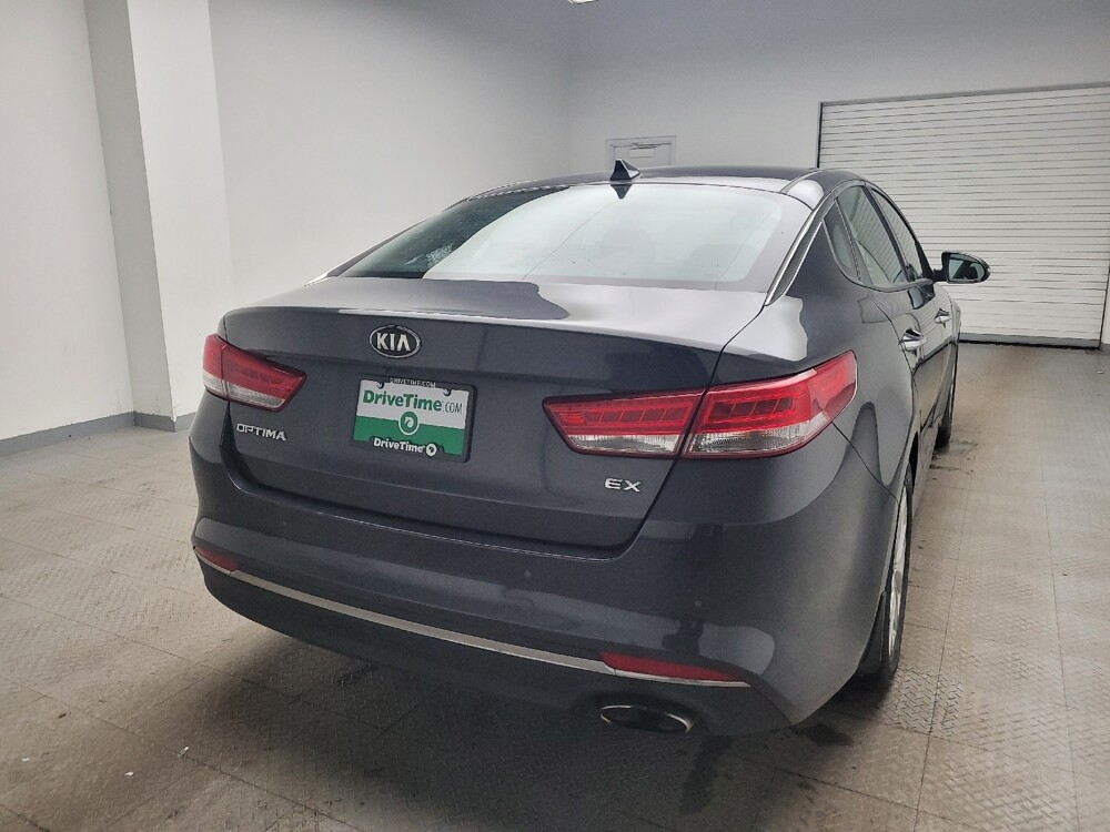 2018 Kia Optima in Taylor, MI 48180 - 18100205 7